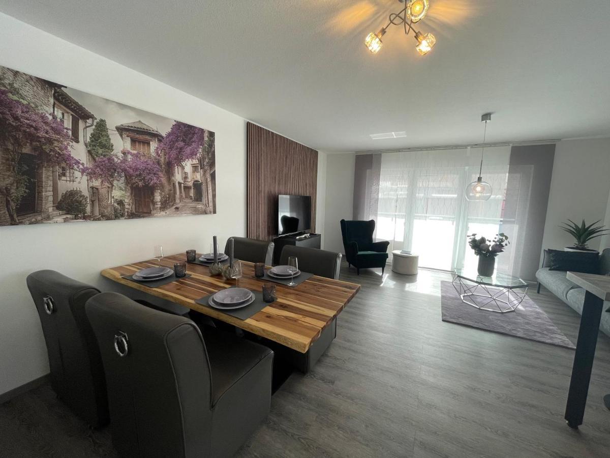 Exklusive Wohnung Zentral Mit Grossem Balkon Losheim Extérieur photo