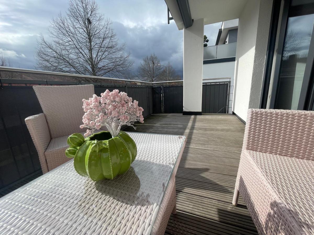 Exklusive Wohnung Zentral Mit Grossem Balkon Losheim Extérieur photo