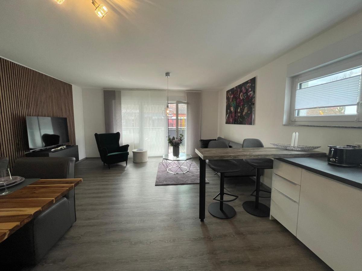 Exklusive Wohnung Zentral Mit Grossem Balkon Losheim Extérieur photo