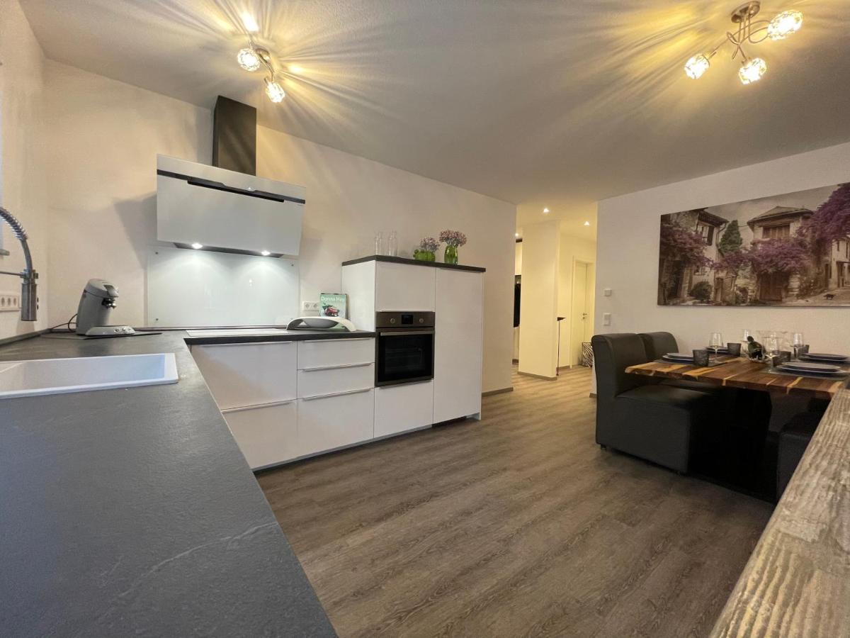 Exklusive Wohnung Zentral Mit Grossem Balkon Losheim Extérieur photo